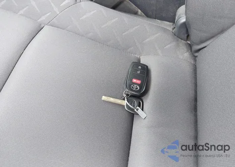 2024 Toyota Tacoma Sr 2Wd z USA, uszkodzony, nr VIN 3TYKD5HNXRT010351